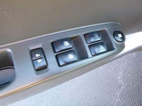 Used 2015 Chevrolet Spark LT image 15