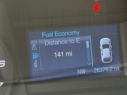 Used 2018 Ford Taurus SE FWD image 6