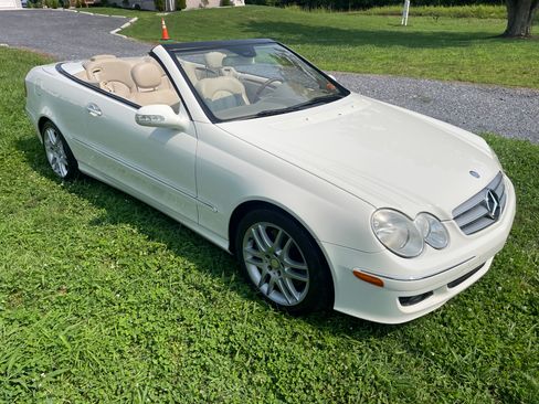 Used 2009 Mercedes-Benz CLK 350 Cabriolet image 1