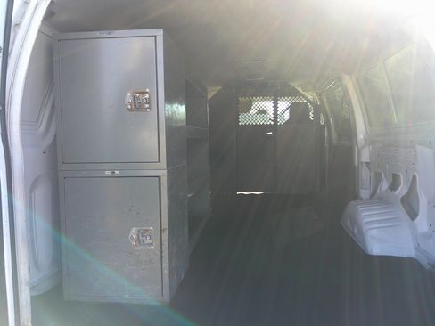 Used 2012 Ford E-250 and Econoline 250 image 10