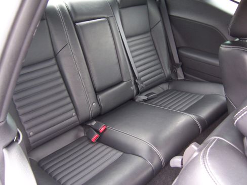 Used 2009 Dodge Challenger R/T Plus image 13