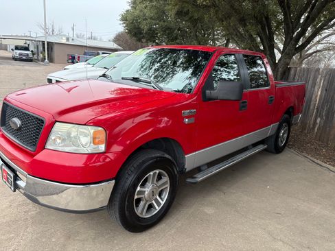 Used 2006 Ford F150 XLT image 4