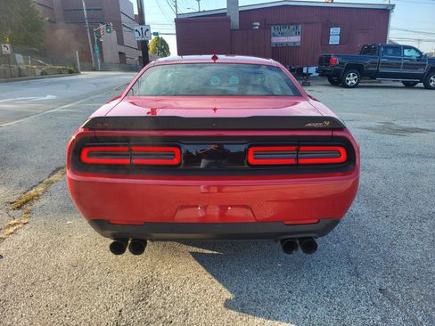 Used 2015 Dodge Challenger R/T Scat Pack image 7