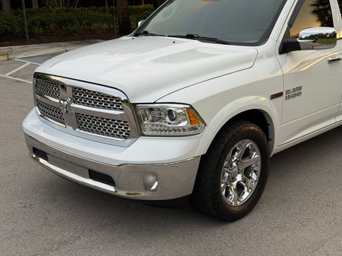 Used 2018 RAM 1500 2WD Crew Cab Laramie image 24