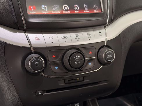 Used 2015 Dodge Journey R/T image 12