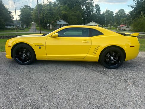 Used 2012 Chevrolet Camaro SS Coupe RWD image 5