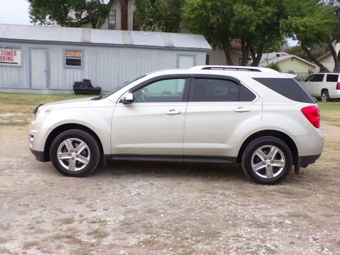 Used 2014 Chevrolet Equinox LTZ image 2