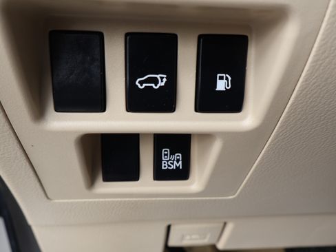 Used 2013 Lexus RX 450h image 18