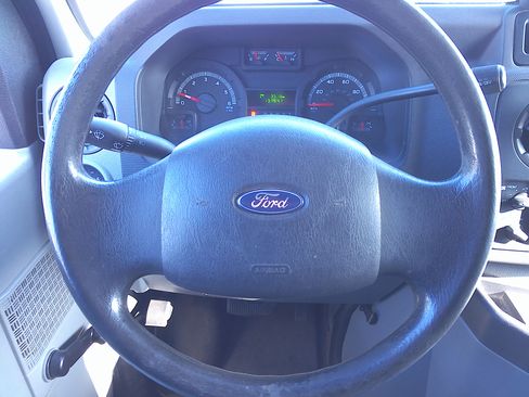 Used 2012 Ford E-150 and Econoline 150 image 18
