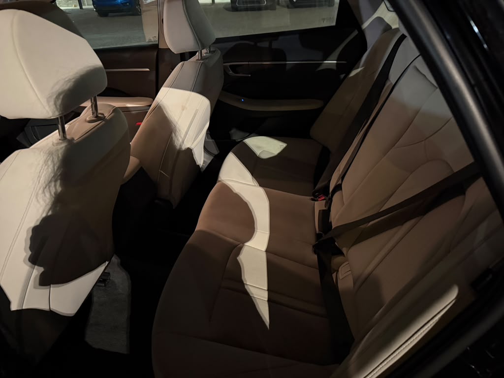 Used 2023 Hyundai Sonata SEL FWD image 9