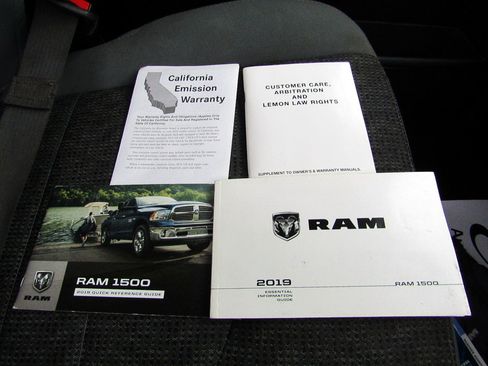 Used 2019 RAM 1500 Classic Big Horn image 15