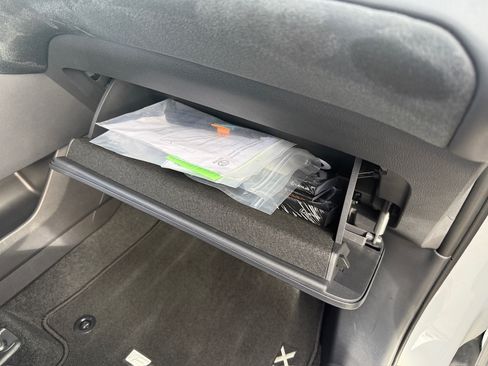 Used 2025 Lexus TX 500h image 26