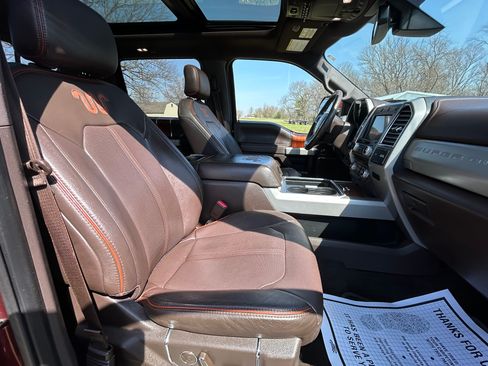 Used 2017 Ford F250 King Ranch image 17