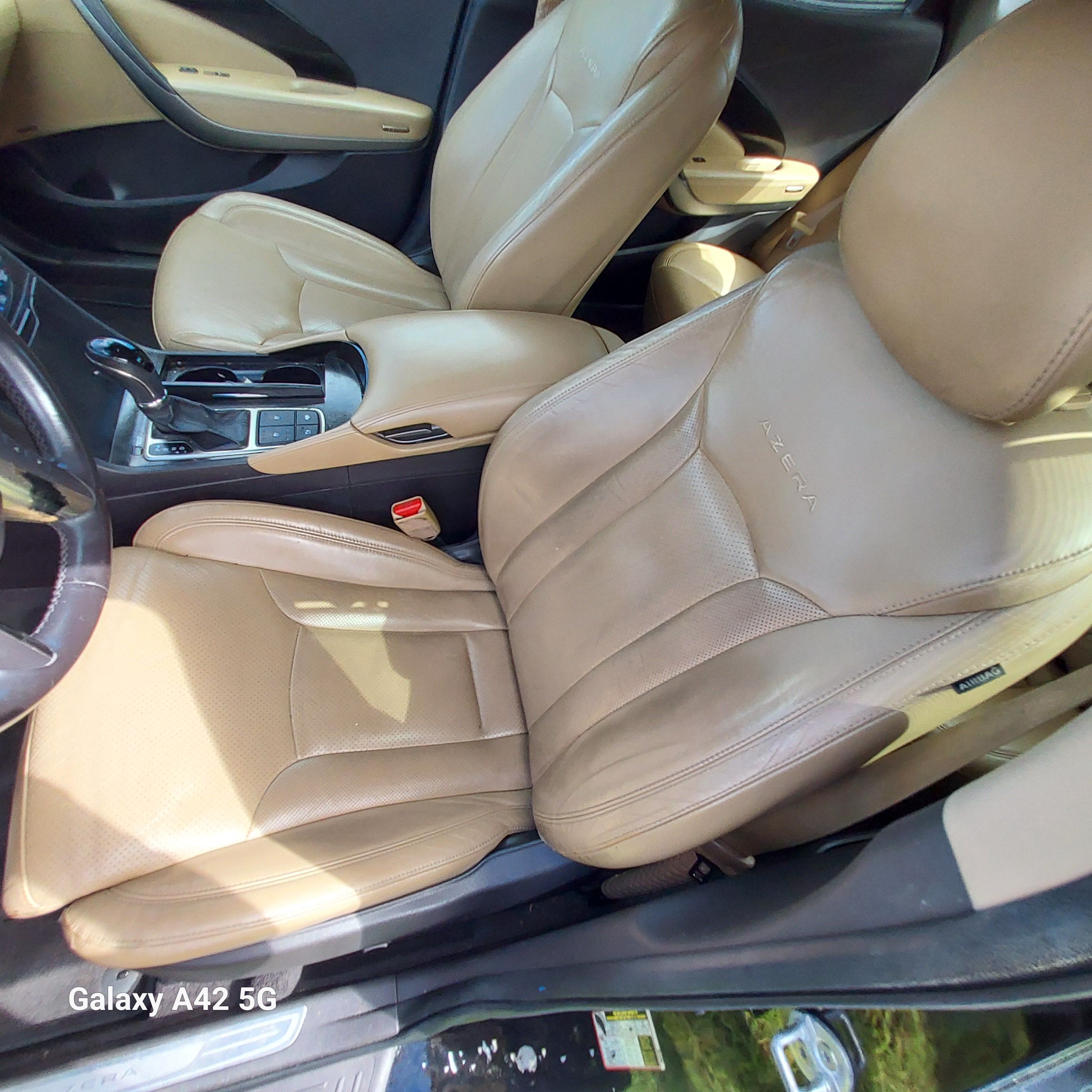 Used 2013 Hyundai Azera UNAVAIL FWD image 9