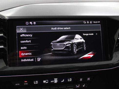 Used 2024 Audi Q4 e-tron Premium Plus image 26