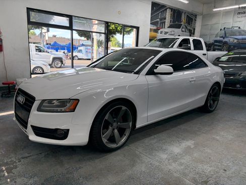 Used 2011 Audi A5 2.0T Premium Plus quattro Cpe AWD/4WD image 2