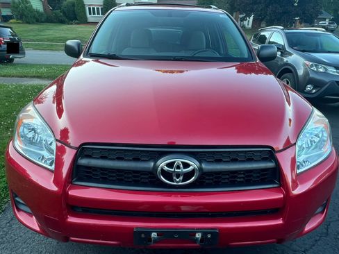 Used 2012 Toyota RAV4 4WD image 3