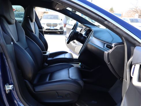 Used 2018 Tesla Model S 100D image 19