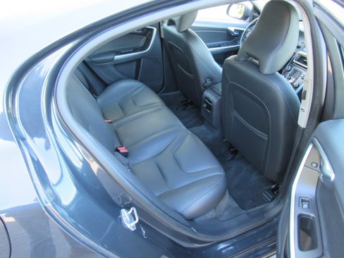 Used 2015 Volvo S60 T5 Premier Plus AWD image 16