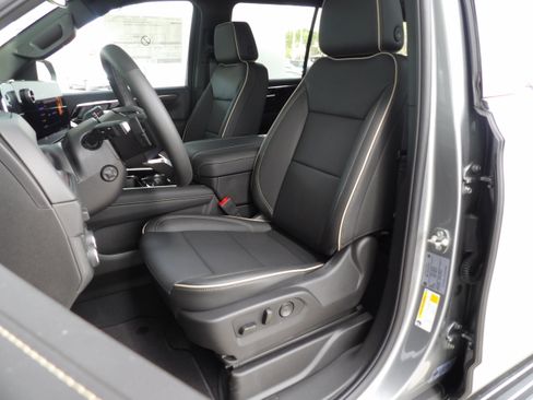 New 2026 Chevrolet Tahoe Premier image 17