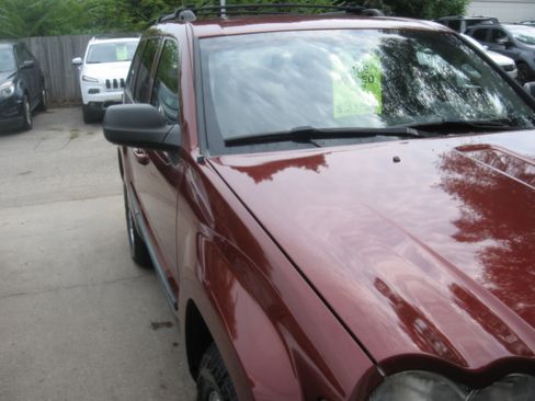 Used 2008 Jeep Grand Cherokee 4WD Laredo image 3