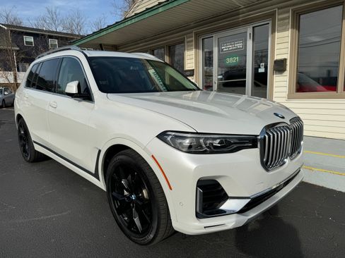 Used 2020 BMW X7 xDrive40i image 2