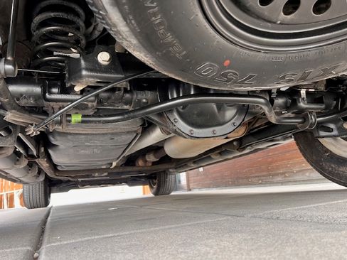 Used 2020 Chevrolet Suburban LT image 26