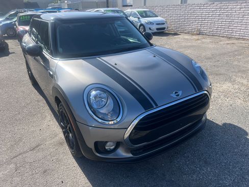Used 2016 MINI Cooper Clubman EX FWD image 5