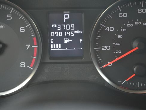 Used 2013 Subaru XV Crosstrek 2.0i Limited image 25