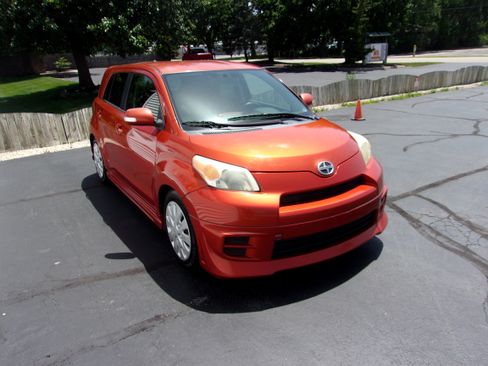 Used 2008 Scion xD FWD image 2