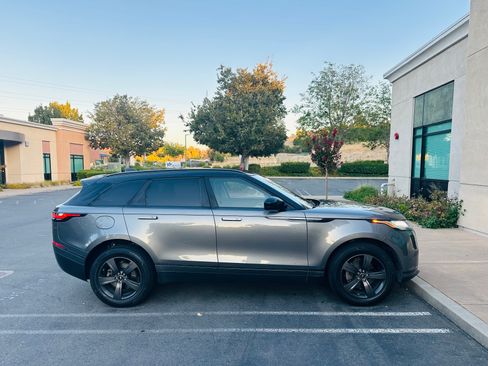 Used 2018 Land Rover Range Rover Velar S AWD/4WD image 5