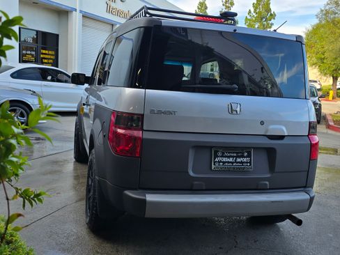 Used 2004 Honda Element EX image 9