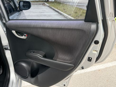Used 2013 Honda Fit Sport image 20