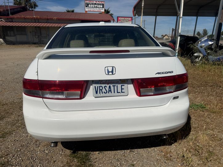 Used 2004 Honda Accord EX V6 Sedan image 9