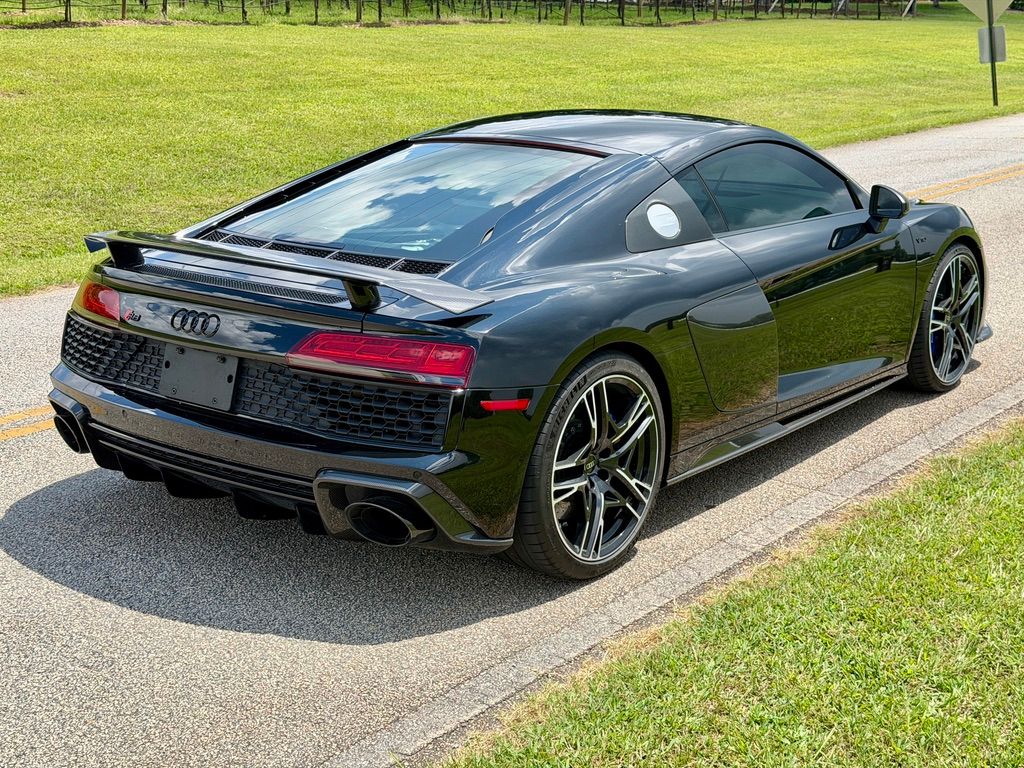 Used 2021 Audi R8 V10 performance Coupe AWD/4WD image 9