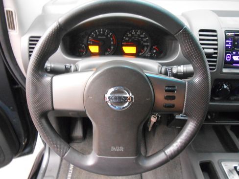 Used 2006 Nissan Frontier 4x4 King Cab image 9