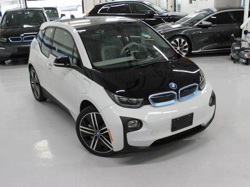 Used 2015 BMW i3 w/ Range Extender RWD image 9