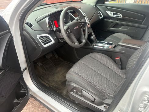 Used 2017 GMC Terrain SLE image 8