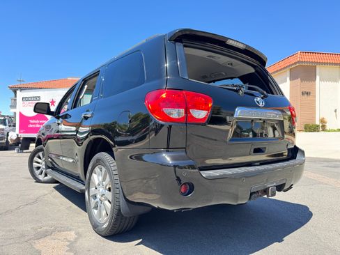 Used 2011 Toyota Sequoia Limited image 6