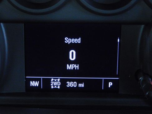 Used 2025 Chevrolet Silverado 2500 Custom image 31