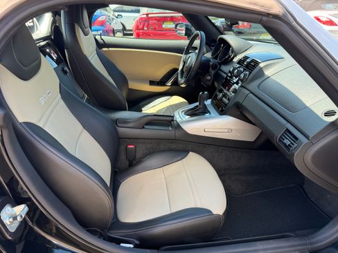 Used 2007 Saturn Sky Red Line RWD image 12