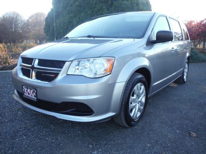 Used 2018 Dodge Grand Caravan SE