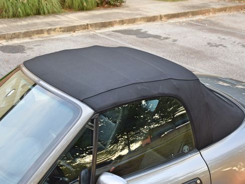 Used 2002 BMW Z3 3.0i image 13