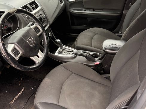 Used 2014 Dodge Avenger SXT image 4