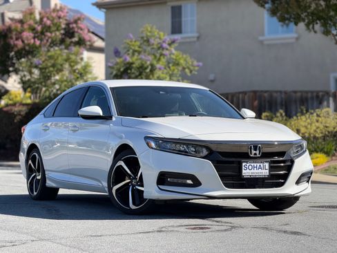 Used 2018 Honda Accord 1.5T Sport image 4