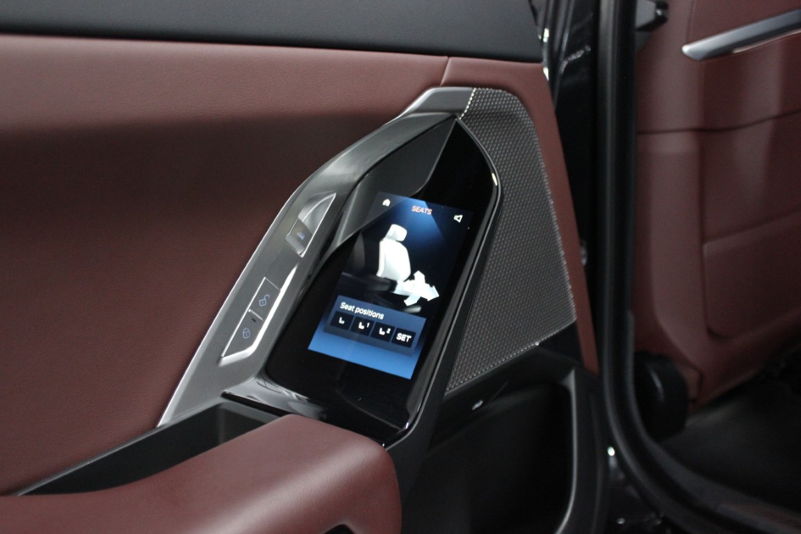 Used 2024 BMW i7 eDrive50 RWD image 51