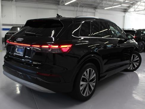 Used 2023 Audi Q4 e-tron Premium RWD image 7