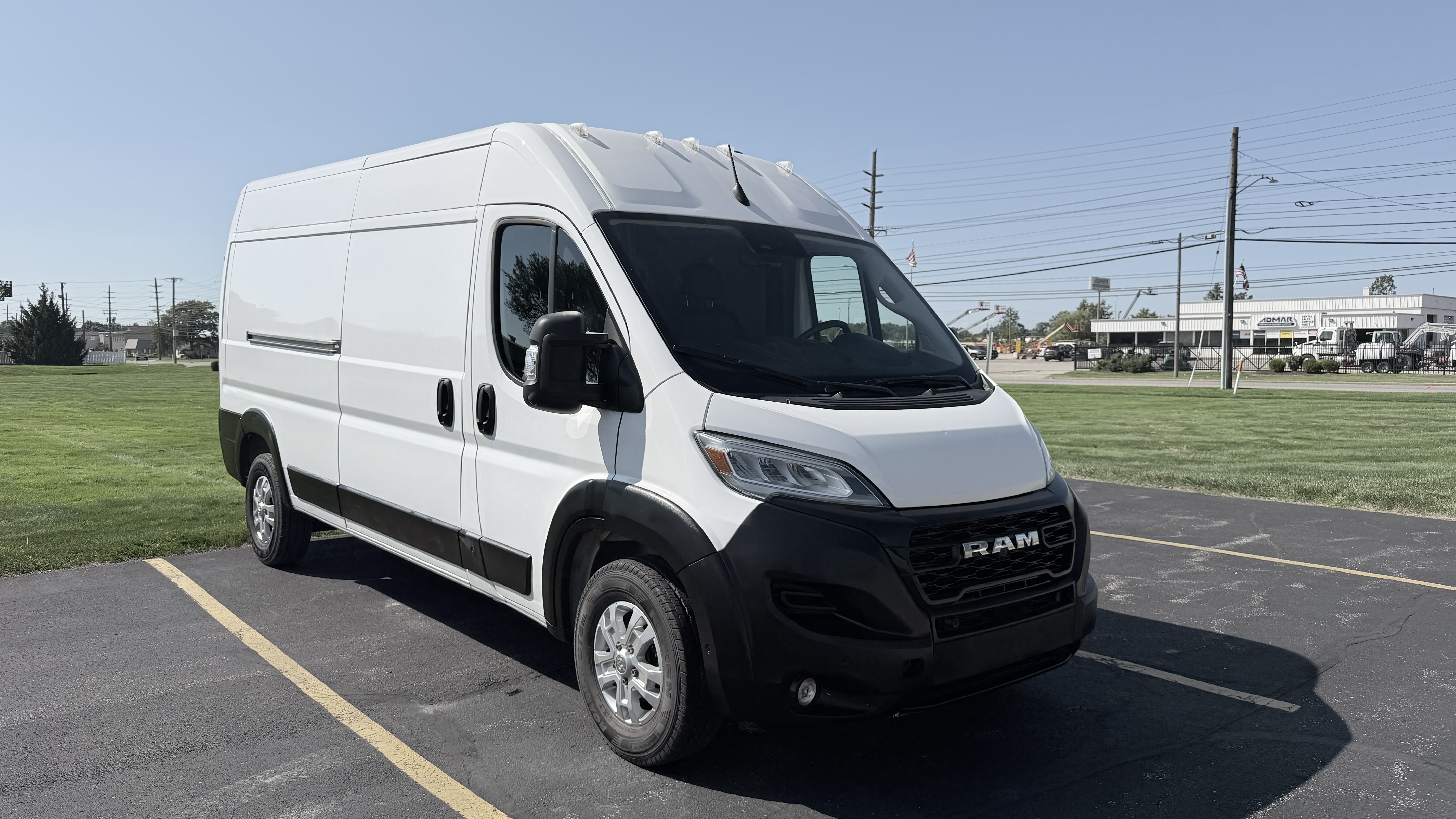 Used 2024 RAM ProMaster 2500 159 High Roof FWD image 1