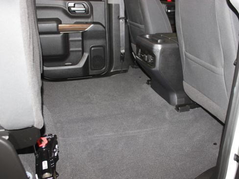 Used 2020 Chevrolet Silverado 1500 LT Trail Boss image 35