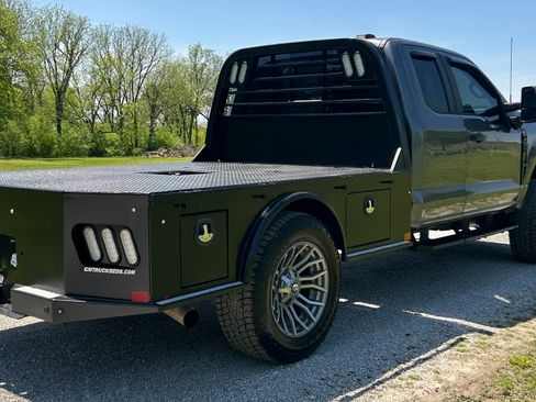 Used 2023 Ford F350 AWD/4WD image 5